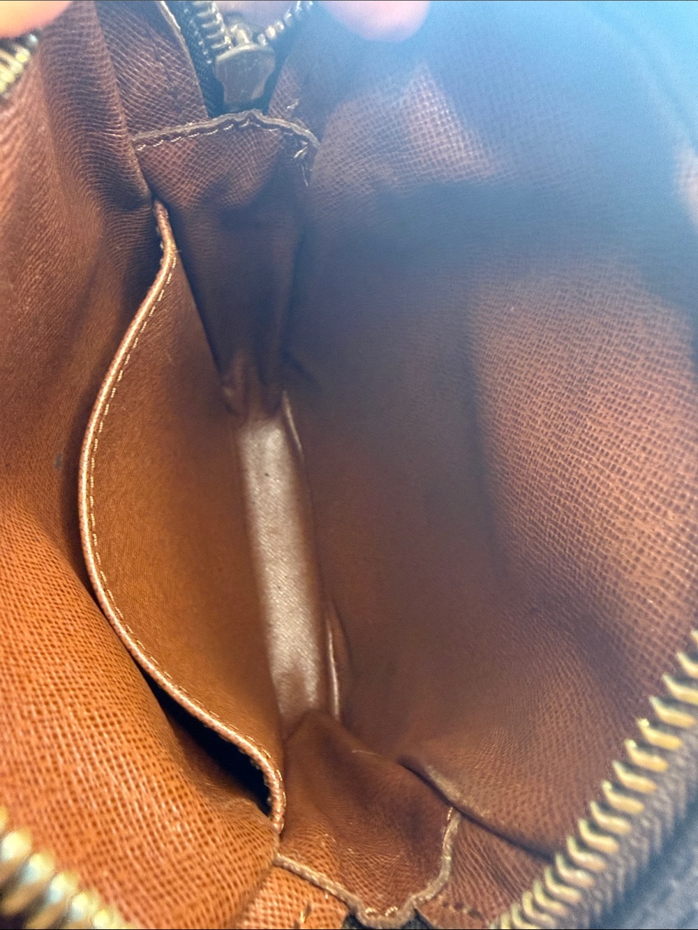 Louis Vuitton Shoulder Bag Danube Brown Monogram - Picture 9 of 16